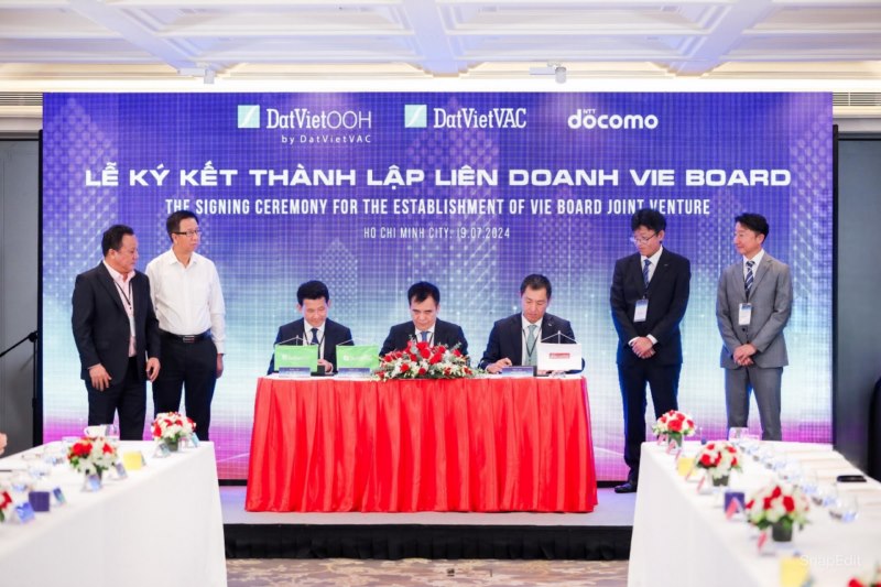 DatVietVAC, DatVietOOH và NTT DOCOMO, Inc. hợp tác thành lập Liên doanh Vie Board