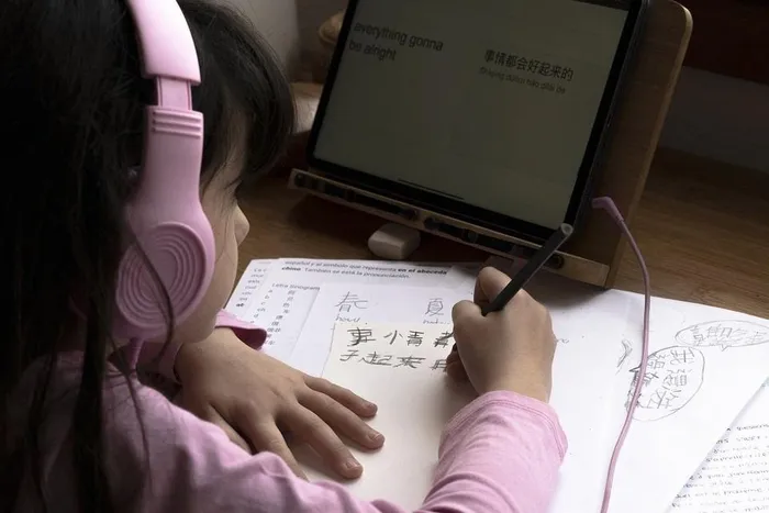 Những đứa trẻ đánh mất kỳ nghỉ hè vì học thêm