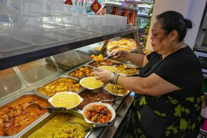 Nhà hàng Macau khốn đốn vì khách chỉ đánh bạc và ‘ăn chùa’