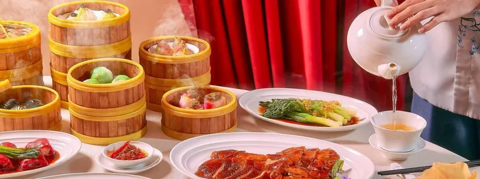 Món Hoa mới lạ tại loạt nhà hàng cao cấp ở TP.HCM