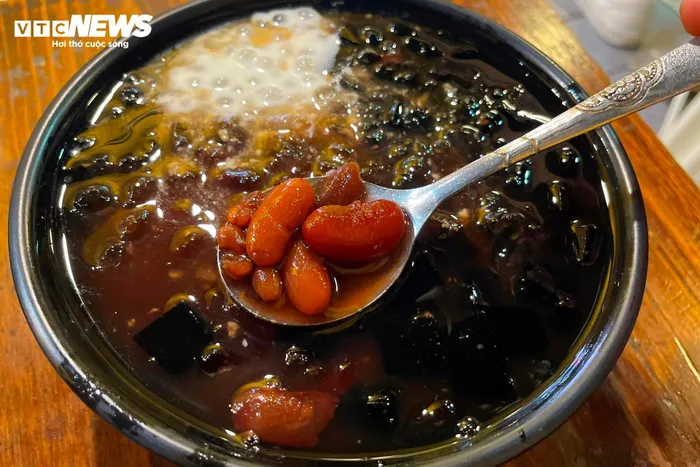 Chè đậu đỏ ‘thoát ế’ bất ngờ ‘ế khách’ ngày Thất tịch