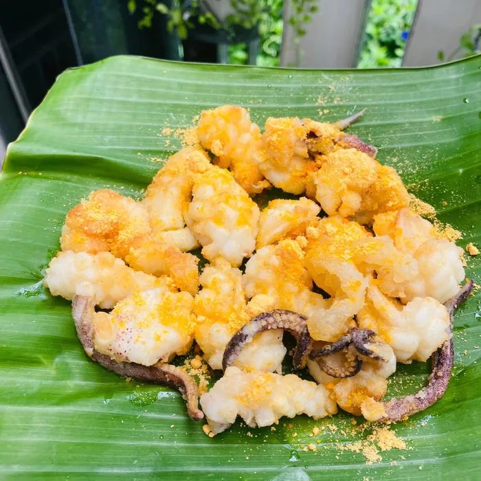 Mực chiên lắc phô mai – càng ăn càng nghiền