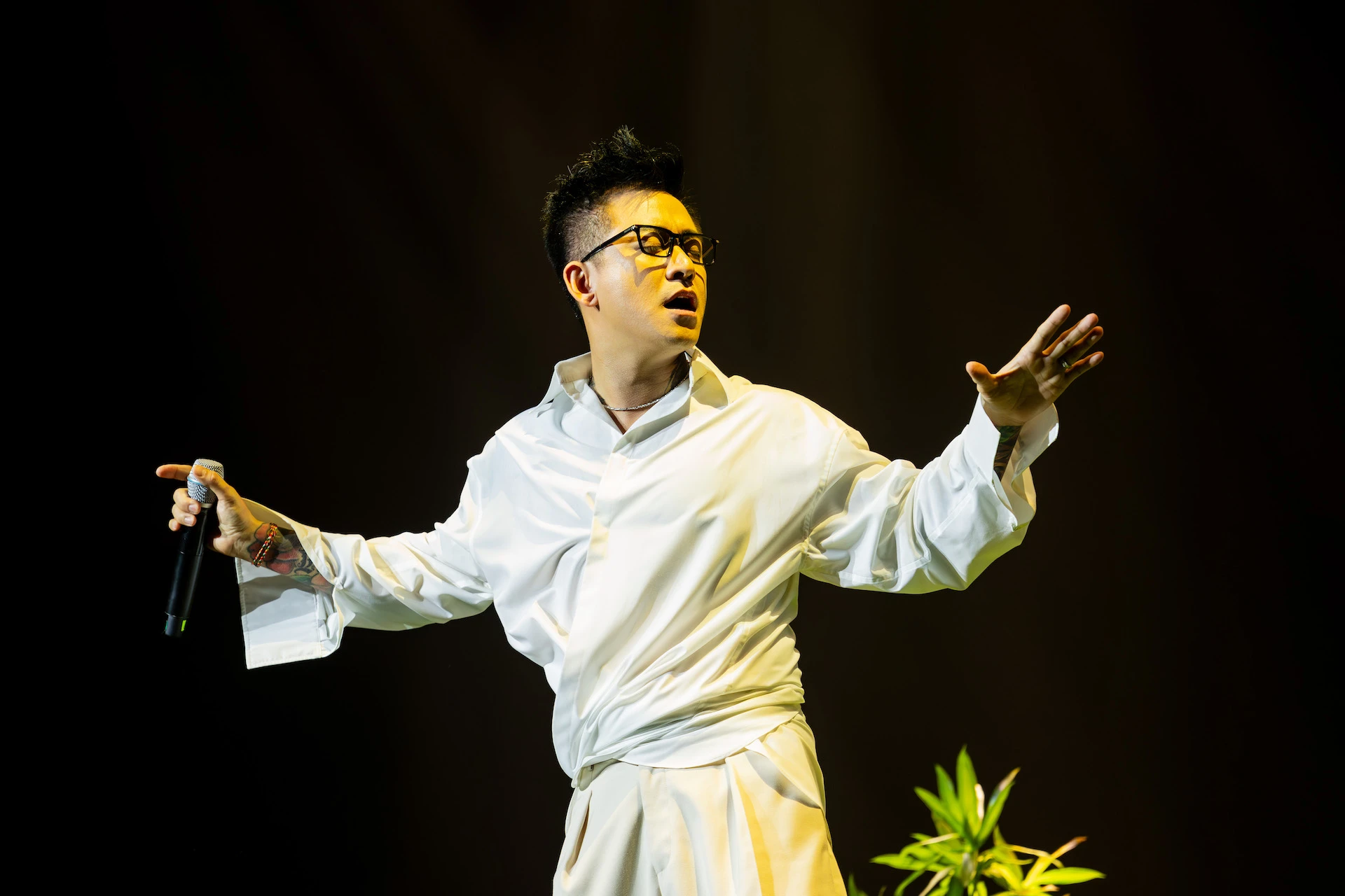 Danh thủ Hồng Sơn và Tuấn Hưng cùng đội sổ, sắp bị loại