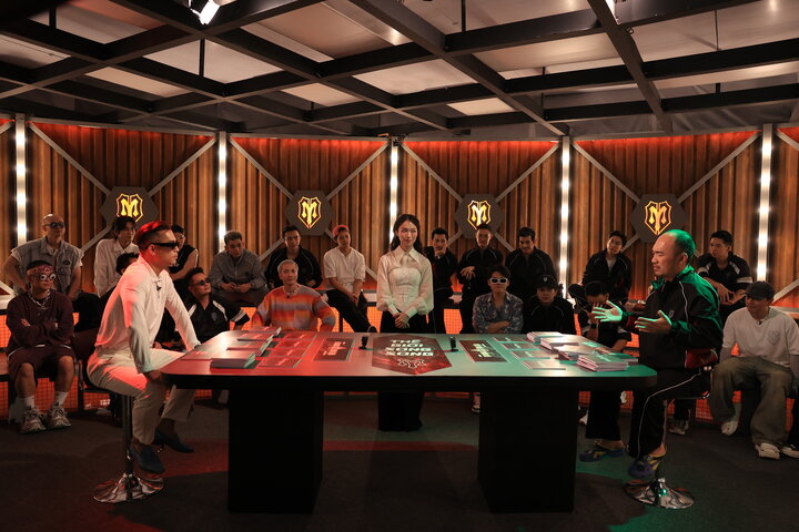 Show Anh trai nhàm chán