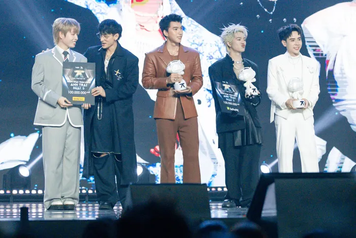 Kết quả Anh trai ‘say hi’ gây tranh cãi