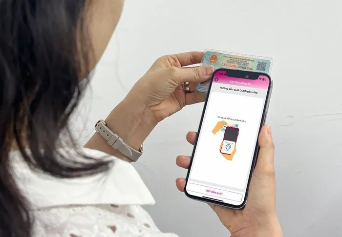 Ngân hàng phải báo cáo danh sách tài khoản ‘đáng ngờ’ hàng tháng