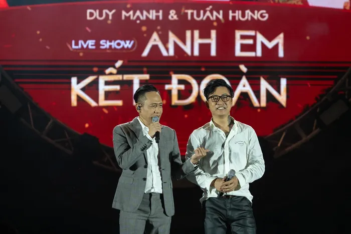 Ồn ào ở show diễn của Duy Mạnh, Tuấn Hưng