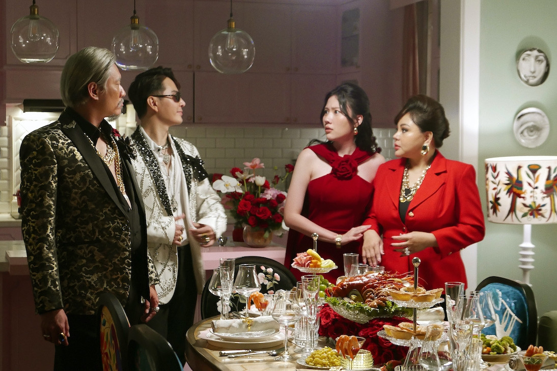 Lý do ‘Cô dâu hào môn’ của Lê Giang, NSND Hồng Vân bị dán nhãn 18+