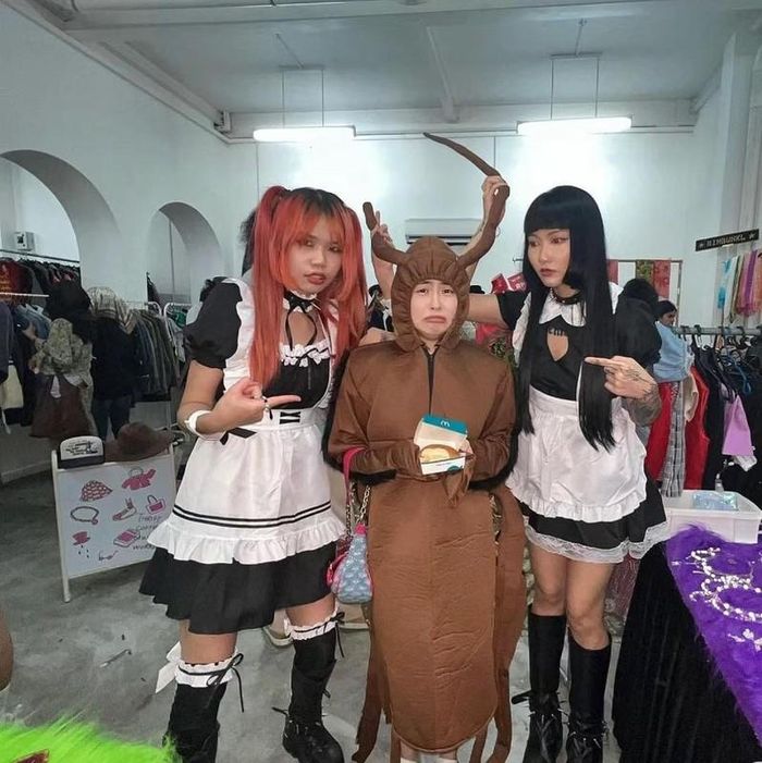 Màn hóa trang Halloween ‘có một không hai’ khiến netizen phát hoảng