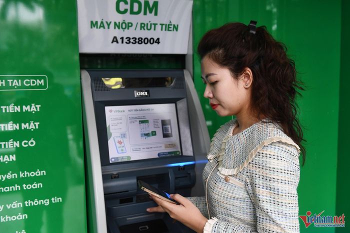 Ngân hàng chặn tiền gửi vào tài khoản bị đánh dấu lừa đảo