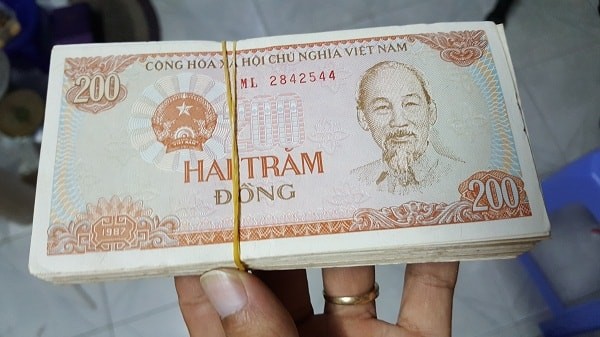Tờ 200 đồng có còn được lưu hành?