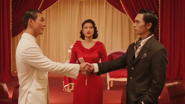 Hoa hậu Việt đóng phim: Khen ít, tranh cãi nhiều