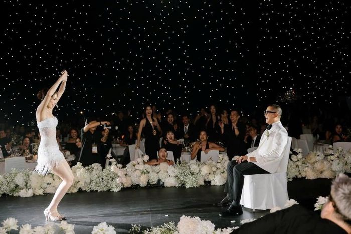 Vì sao màn sexy dance của Khánh Vân ở lễ cưới gây tranh luận