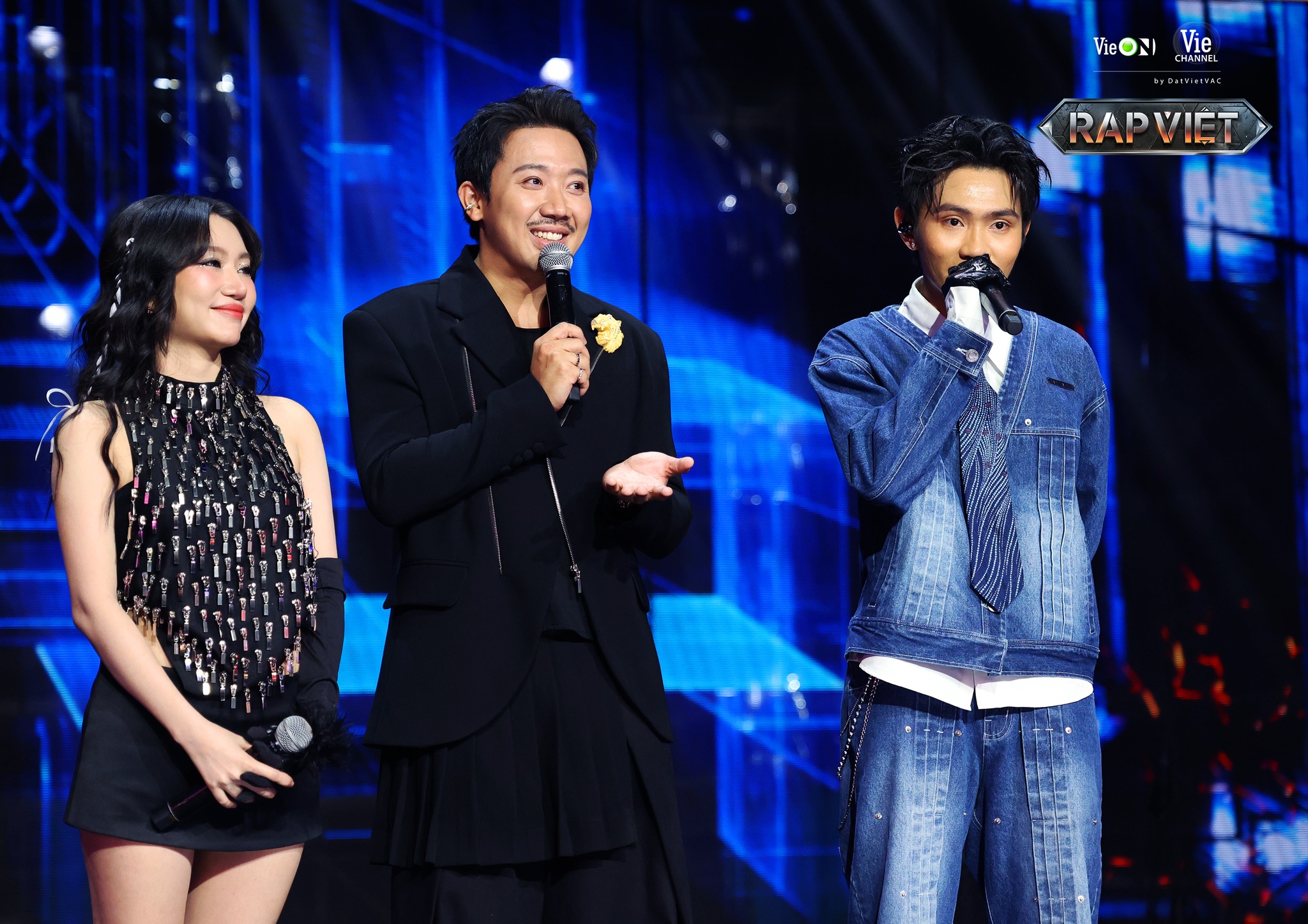 Kịch bản điên rồ cho Rap Việt