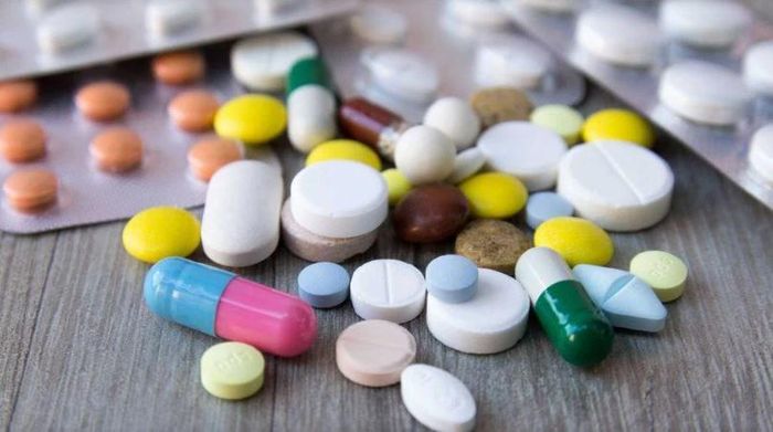 Tại sao nhiều người nói uống thuốc tây nóng trong người?