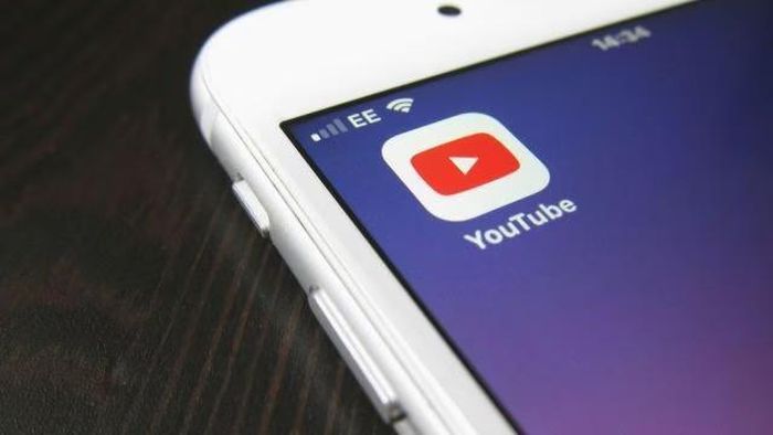 YouTube bắt đầu xử lý video ‘giật tít câu view’