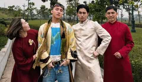 Sơn Tùng M-TP ‘chơi trội’ ngày mùng 1 Tết