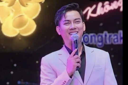 Hoài Lâm xin lỗi khán giả