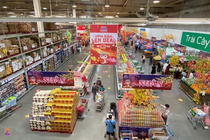 Siêu thị lo đứt hàng vì kẹt xe sát Tết