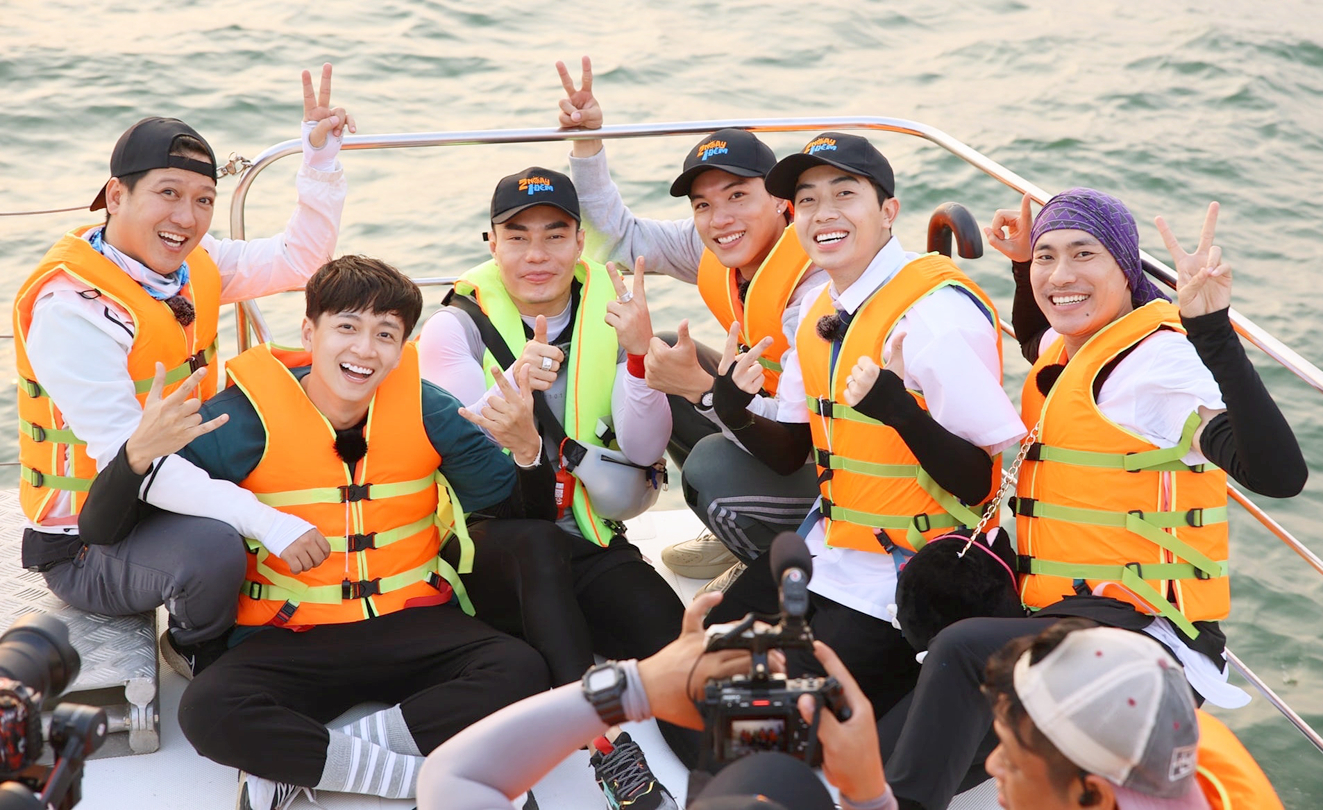 Tạm dừng sóng show có Trường Giang