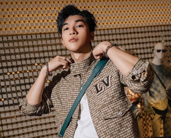 Thời trang từ streetwear đến lịch lãm của HIEUTHUHAI