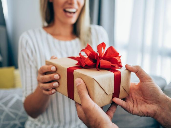 14/3 là ngày gì, ai tặng quà cho ai?