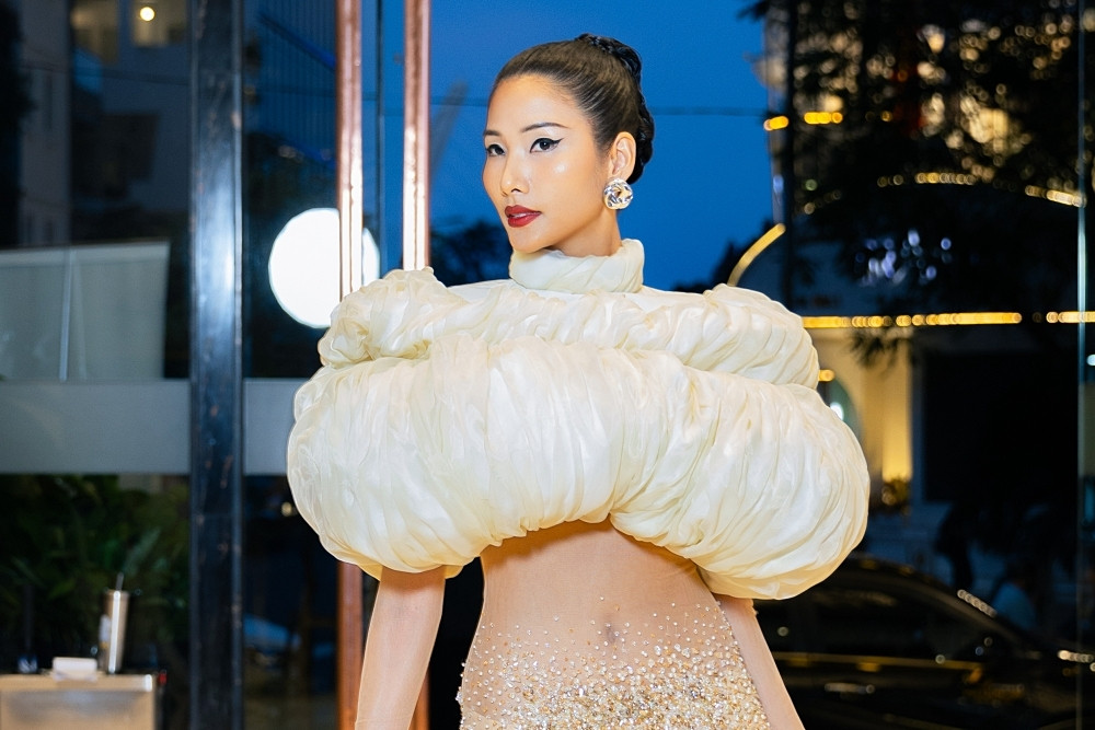 Tình cảnh của Hoàng Thùy sau khi ‘đụng chạm’ Thanh Hằng