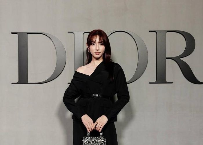 Hoa hậu Thùy Tiên đứng trước nguy cơ đền bù tiền tỷ sau ồn ào kẹo rau củ