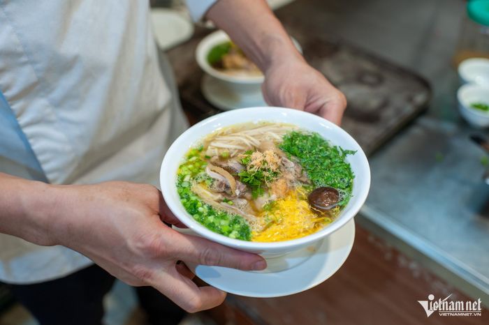 Gợi ý loạt quán ăn ngon để du khách trải nghiệm ẩm thực Hà Nội