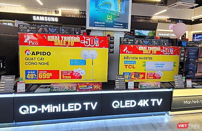 Nên mua tivi OLED, QLED hay Crystal UHD?
