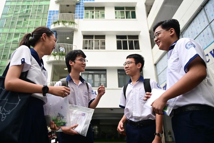 Hơn một nửa học sinh ở TP.HCM bị cận thị