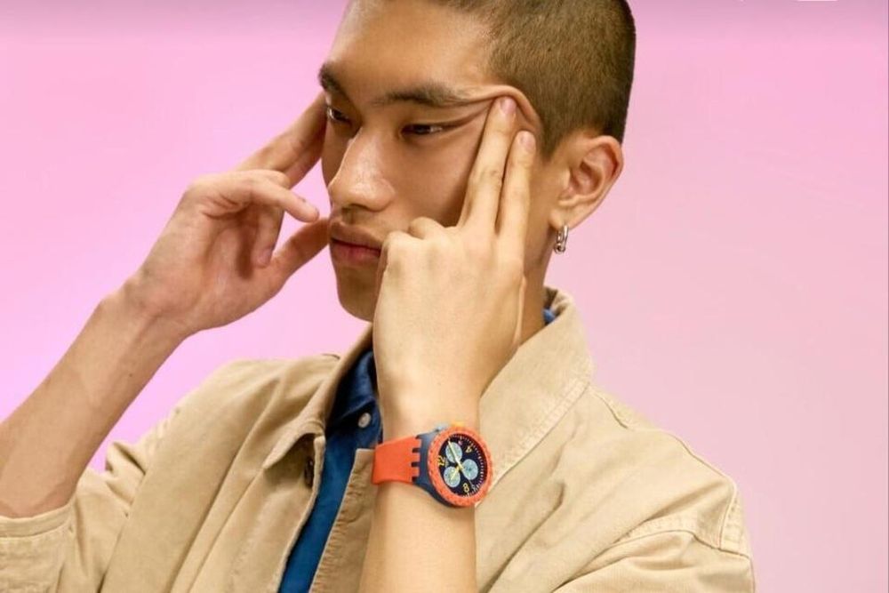 Hãng đồng hồ Thụy Sĩ xin lỗi vì quảng cáo &#8216;mắt xếch&#8217;