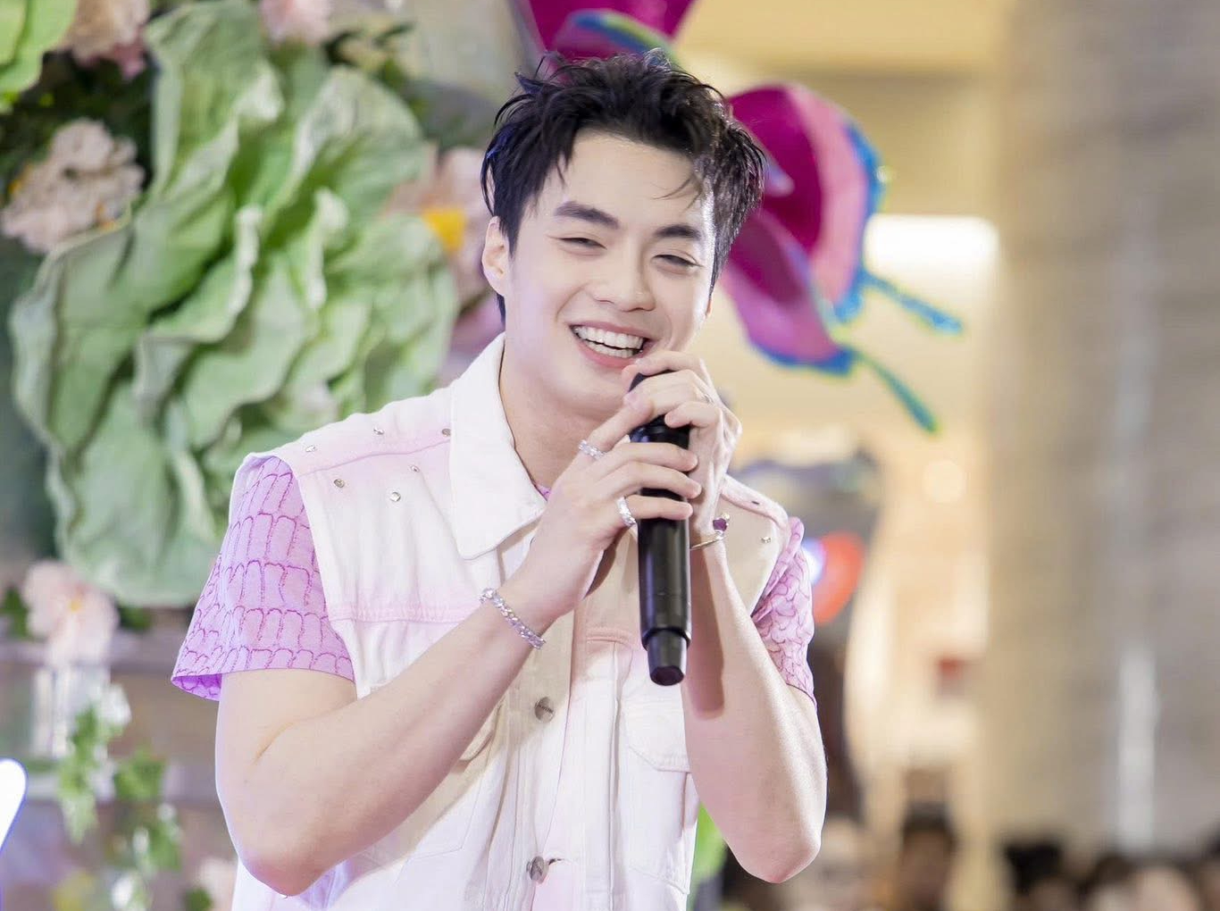 Nhãn hàng Diana xin lỗi sau vụ Negav