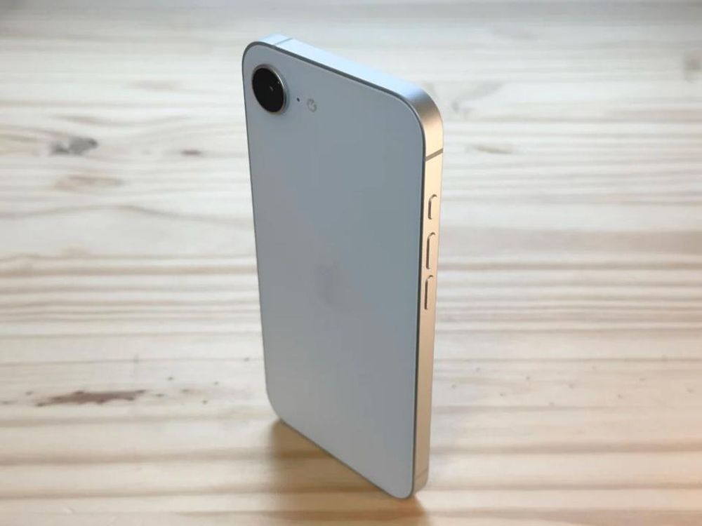 iPhone 17e rò rỉ thiết kế mới