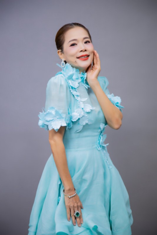 Ca sĩ Mỹ Lệ: “Bây giờ tôi không còn quan tâm việc ra sản phẩm mới liên tục”