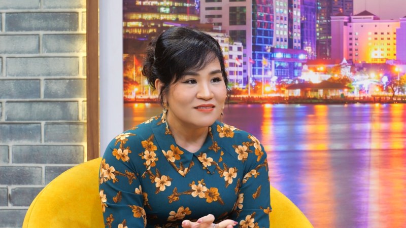 Một mình nuôi con, chị Ngọc Minh suy sụp khi phát hiện chồng phản bội
