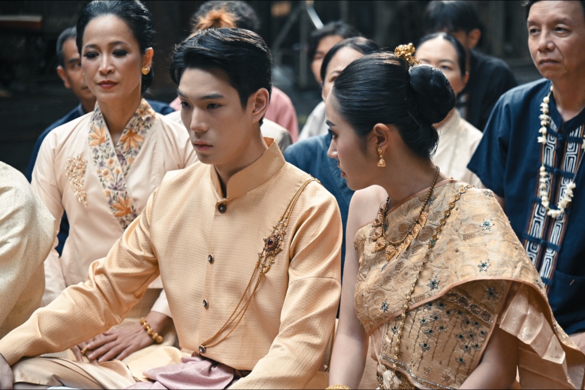 Hai bộ phim né ‘Mưa đỏ’ và phim có NSƯT Hoài Linh