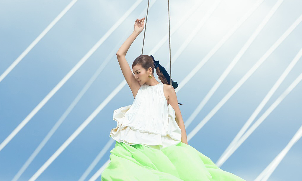 Nhiếp ảnh gia lên tiếng về bức ảnh khiến Thanh Hằng khóa bình luận