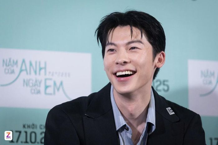 Quán phở TP.HCM kể chuyện đón Hứa Quang Hán