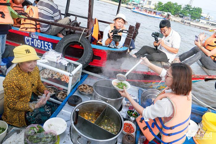 4 món bún đặc sản miền Tây tên lạ, du khách tưởng sai chính tả