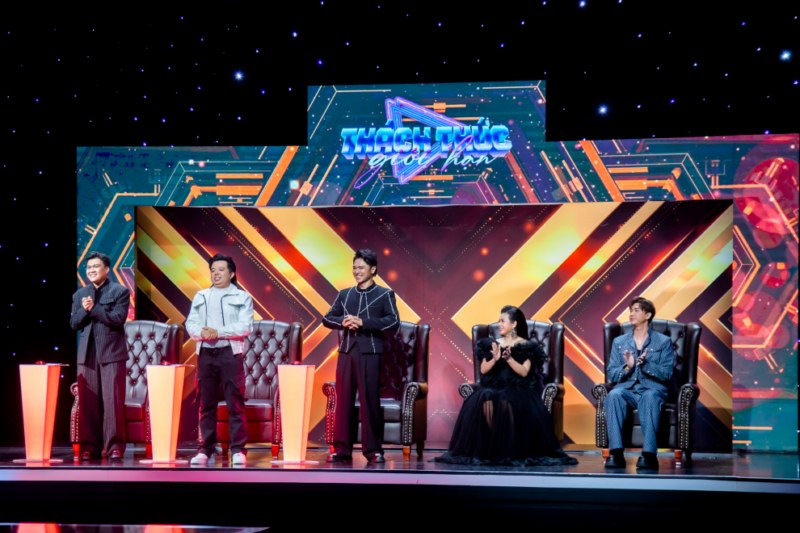 <strong>Ba producer Bảo Kun, Melyd K, Chí Tâm chạy đua lên sân khấu để giành thí sinh Ngân Nara</strong>