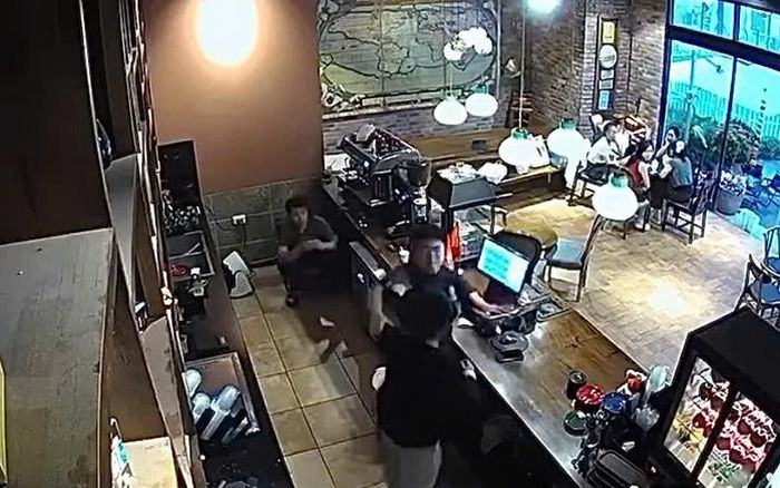 Có thể xem xét vai trò của ‘tổng tài’ vụ đánh người ở quán cà phê