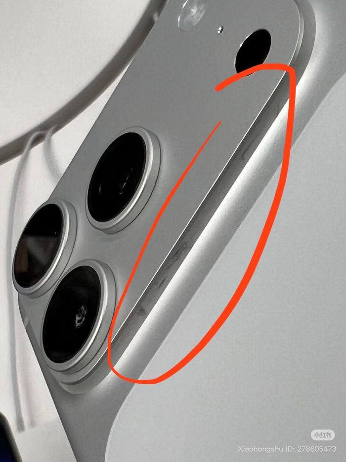 iPhone 17 Pro và iPhone Air vừa lên kệ đã bị chê dễ trầy xước