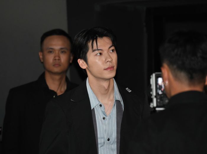 Mỹ nam Hứa Quang Hán trong vòng vây fan ở TP.HCM