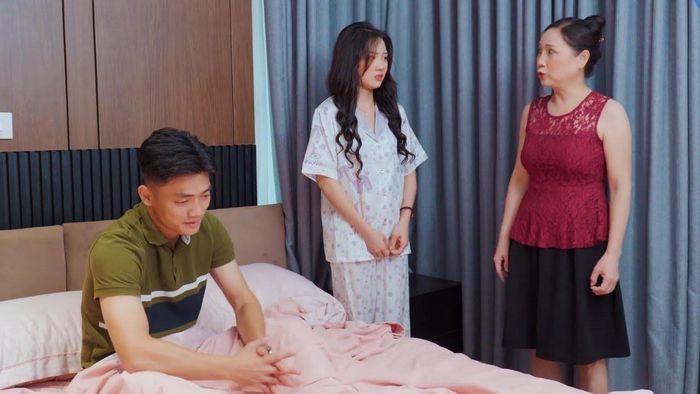 Ngập tràn video chiếu mạng ‘xúc phạm IQ người xem’