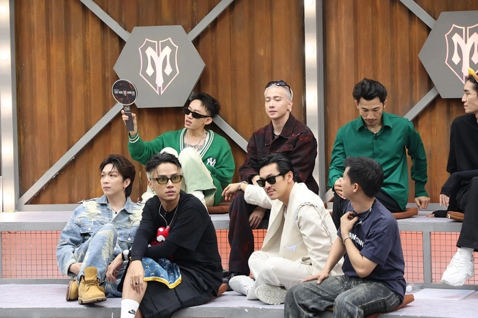 Nhóm nhạc ngôi sao có ‘sớm nở tối tàn’?