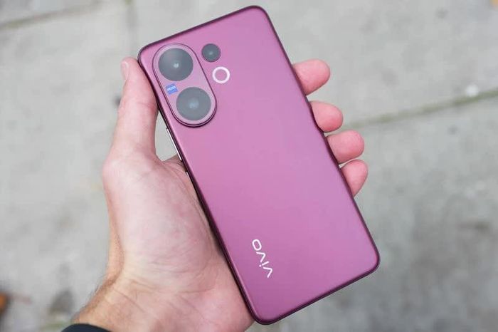 Smartphone chống nước, cấu hình &#8216;khủng&#8217;, camera đỉnh cao, giá 15,99 triệu tại Việt Nam