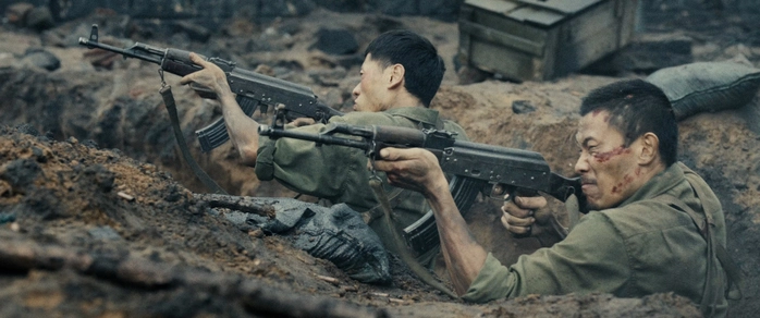 ‘Mưa đỏ’ đã vượt qua ‘Mai’ của Trấn Thành, ăn khách nhất mọi thời đại