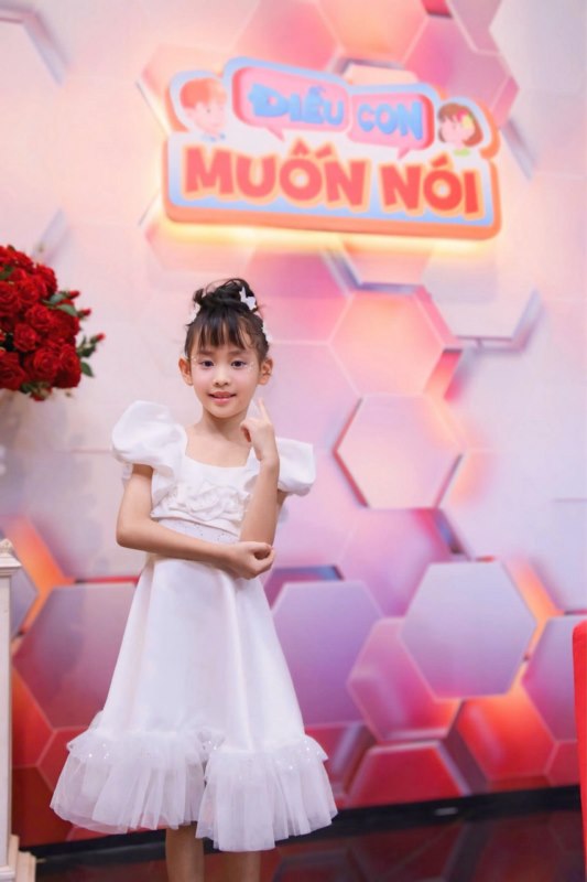 Điều Con Muốn Nói: Khánh Tâm và hành trình học cách chia sẻ tình yêu thương