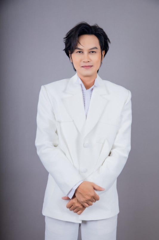 Kỷ niệm thanh xuân của Tống Hạo Nhiên là cây đàn guitar đặc biệt